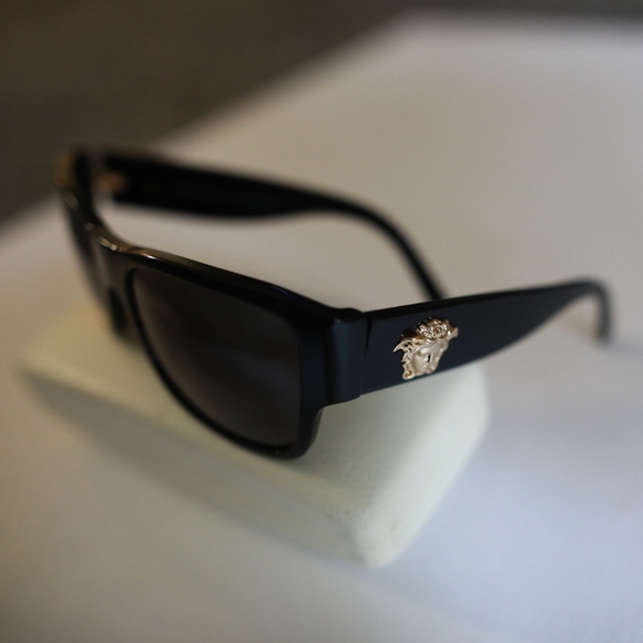 Versace Mens Sunglasses main image 2